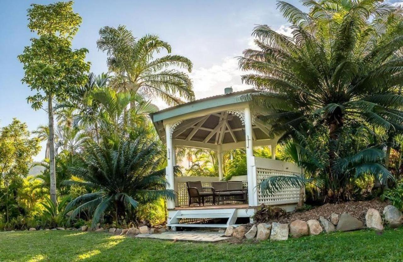 Hotel Amaroo On Mandalay, Magnetic Island Nelly Bay Esterno foto