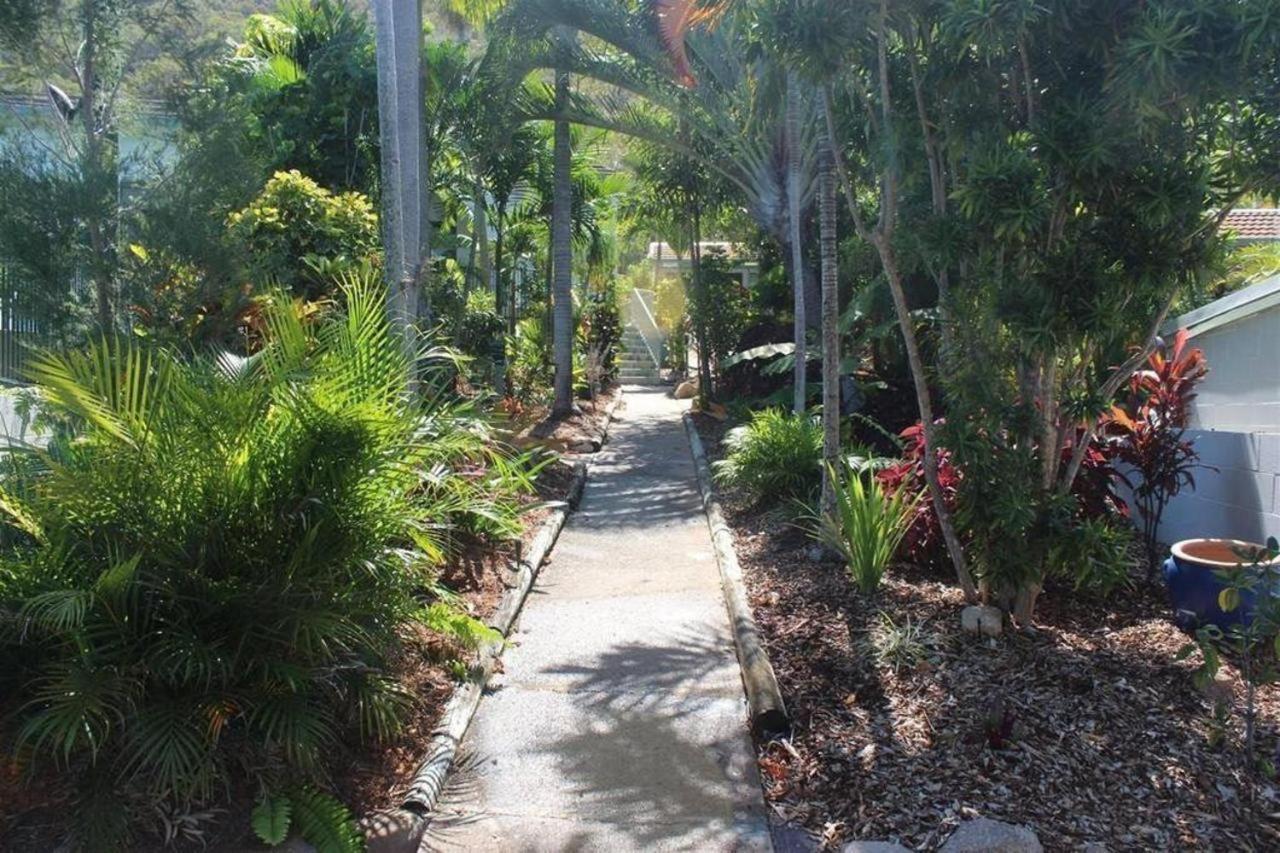 Hotel Amaroo On Mandalay, Magnetic Island Nelly Bay Esterno foto