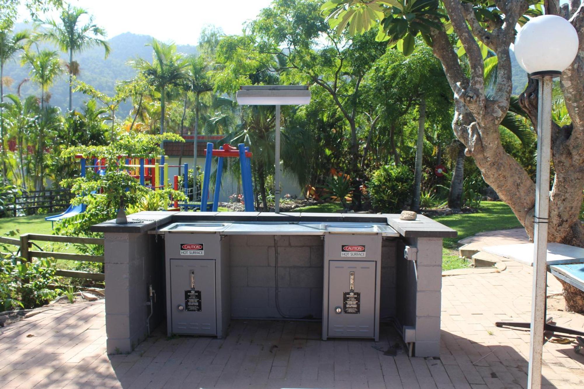 Hotel Amaroo On Mandalay, Magnetic Island Nelly Bay Esterno foto