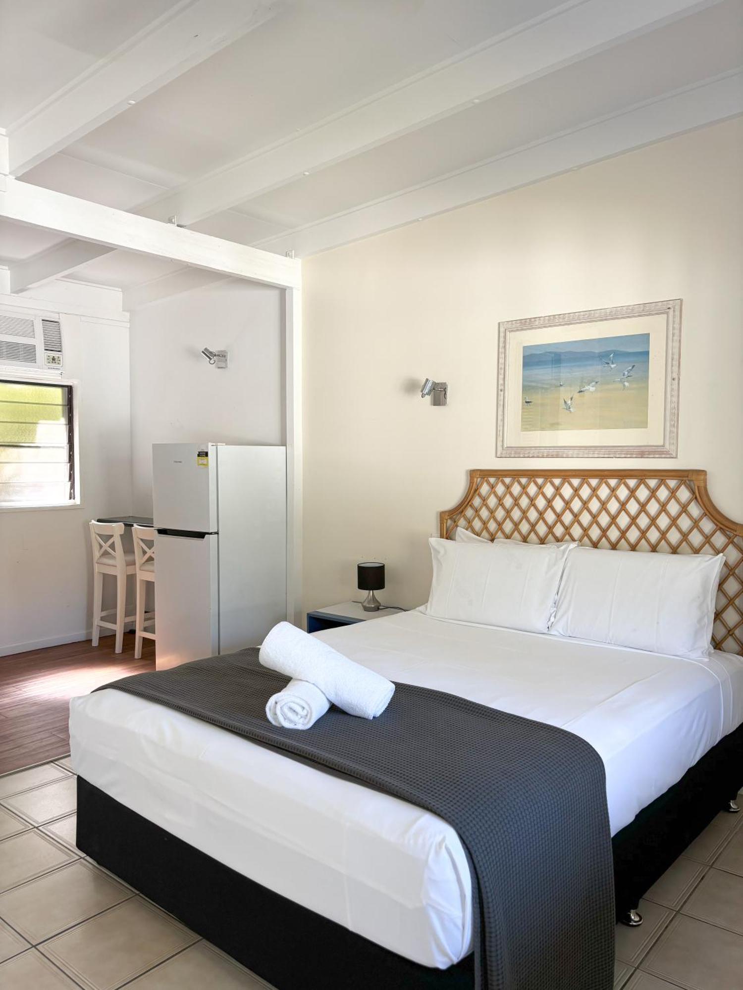 Hotel Amaroo On Mandalay, Magnetic Island Nelly Bay Esterno foto