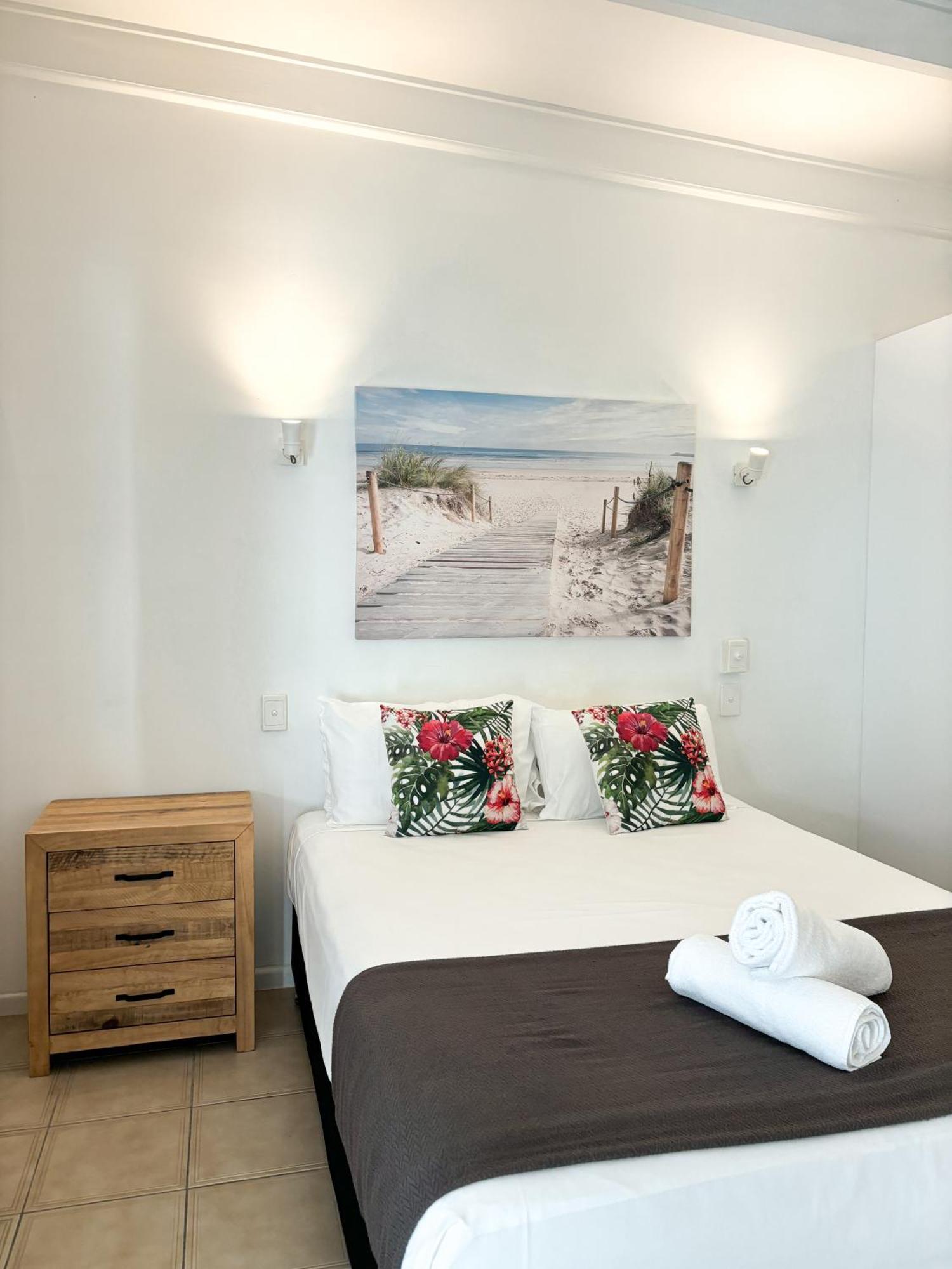 Hotel Amaroo On Mandalay, Magnetic Island Nelly Bay Esterno foto