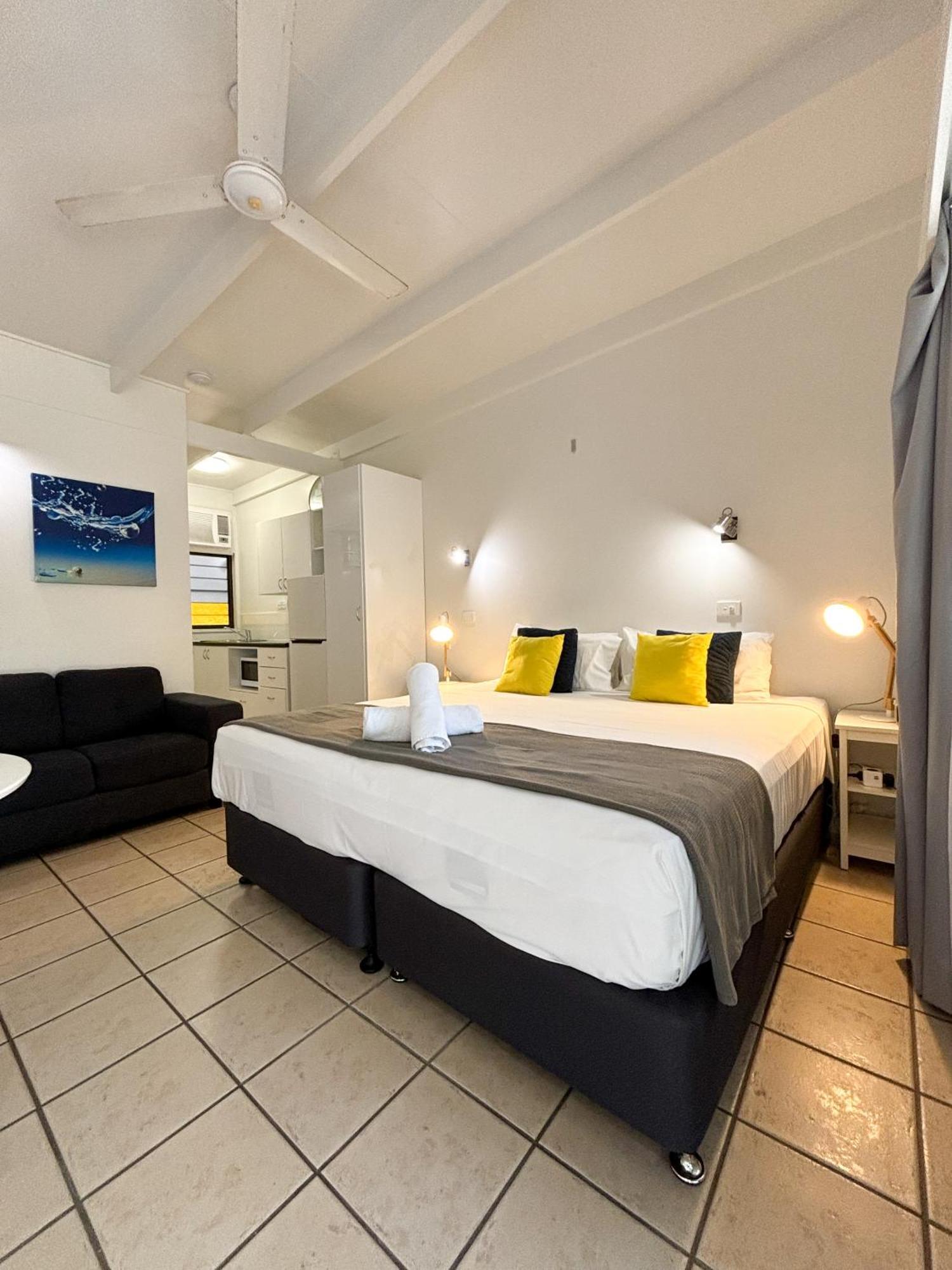 Hotel Amaroo On Mandalay, Magnetic Island Nelly Bay Esterno foto