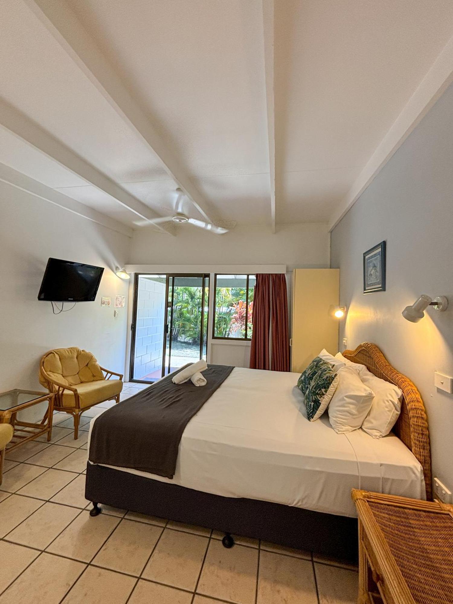 Hotel Amaroo On Mandalay, Magnetic Island Nelly Bay Esterno foto