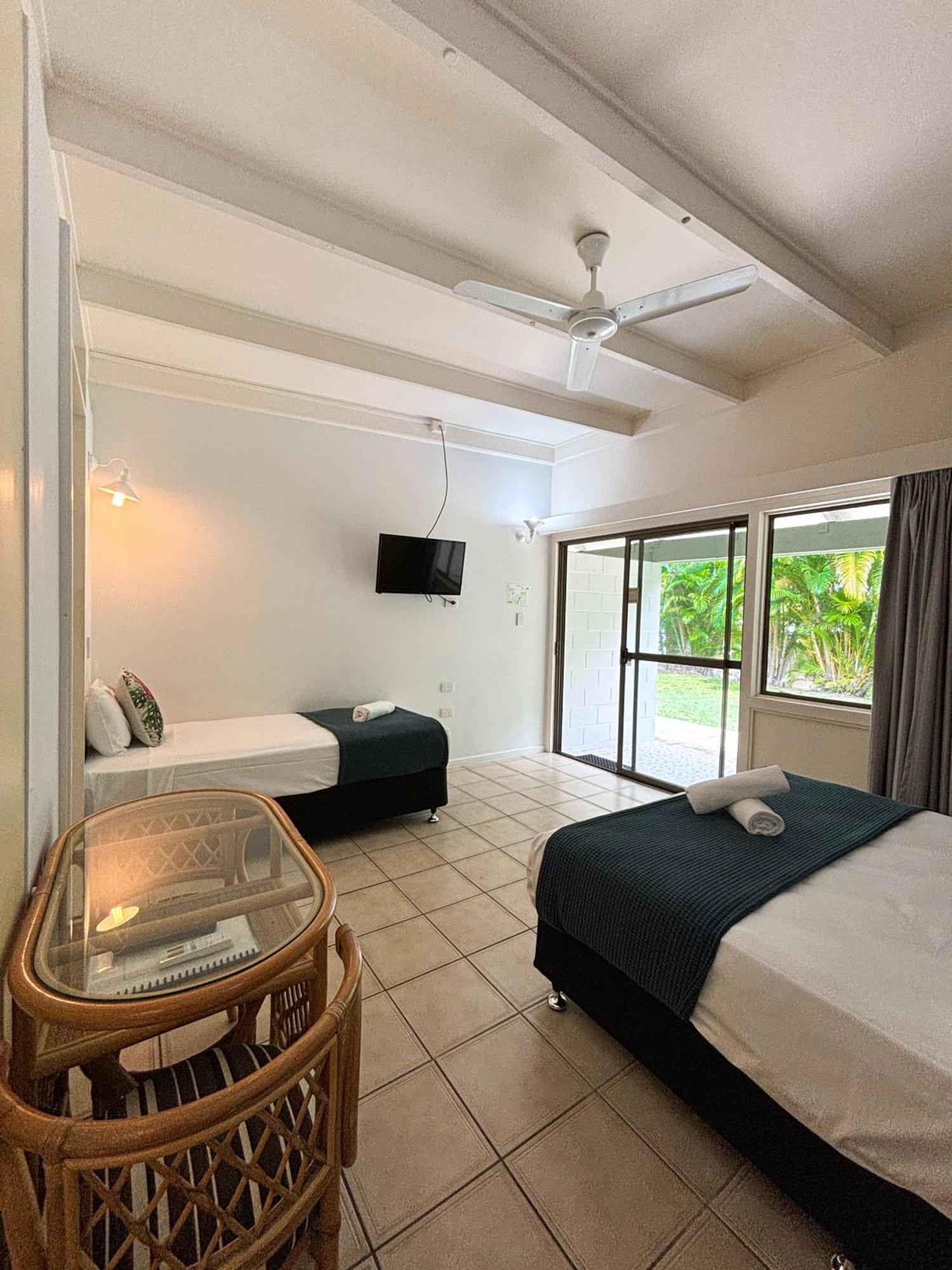 Hotel Amaroo On Mandalay, Magnetic Island Nelly Bay Esterno foto